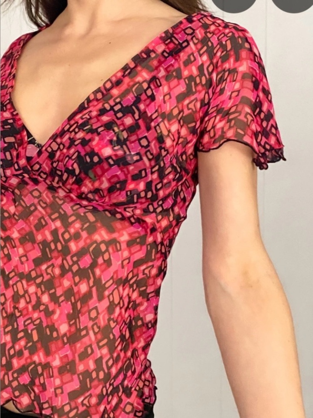 Vintage Betsy Johnson Sheer Pink Geometric V-Neck Top. 100% silk size Medium